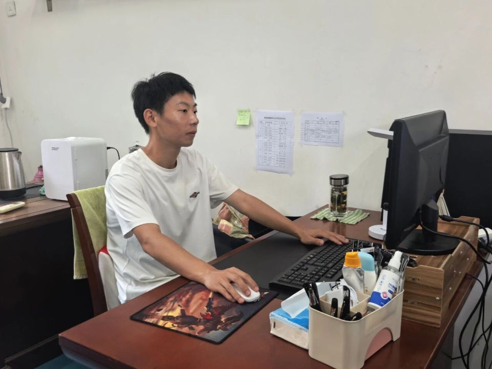 imgfi, 足球始终陪